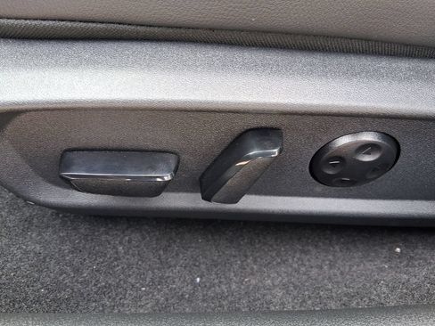 New 2026 Nissan Sentra SR w/ SR Premium Package FWD image 28
