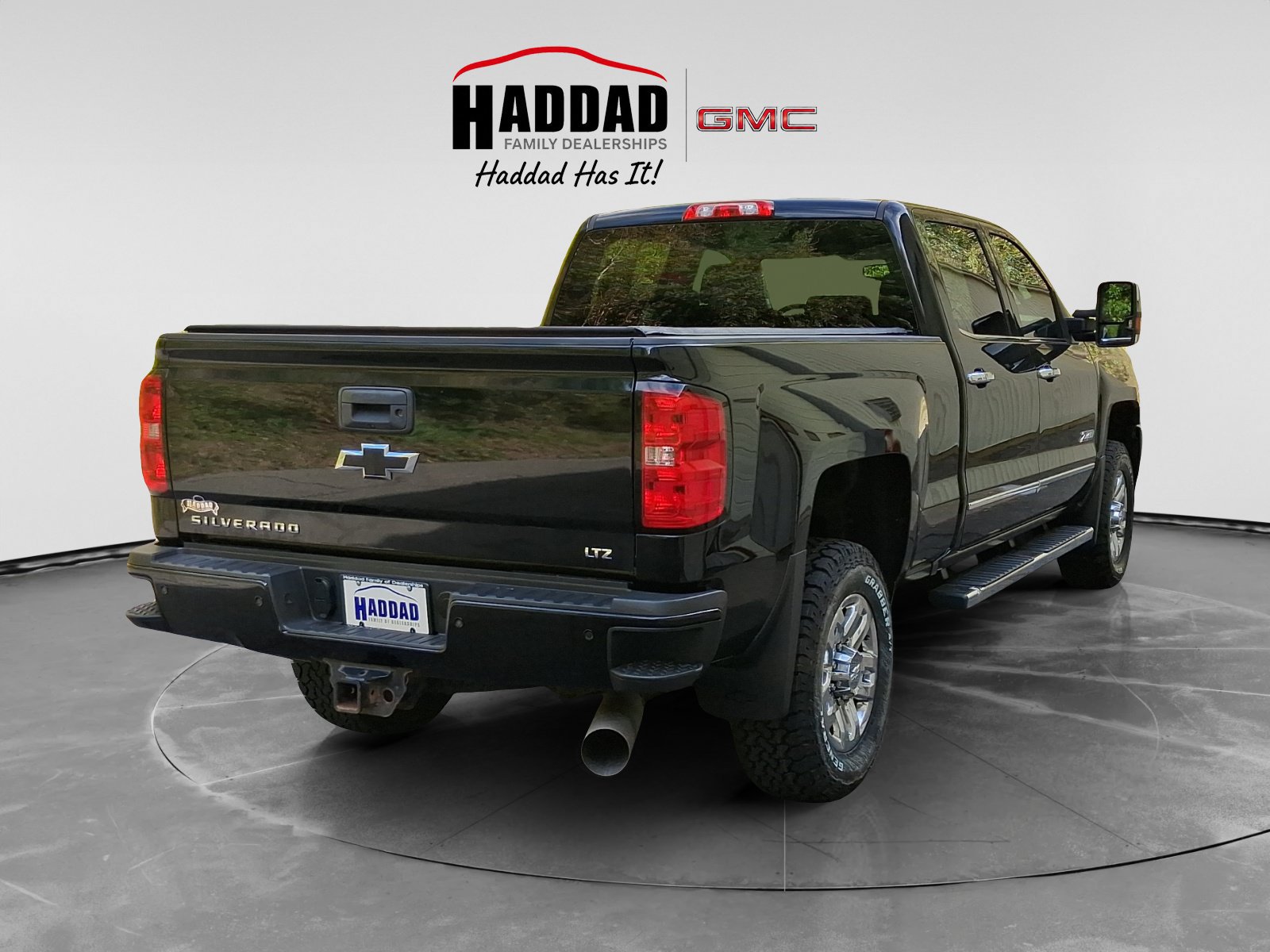 Used 2019 Chevrolet Silverado 3500 LTZ w/ Duramax Plus Package AWD/4WD image 4