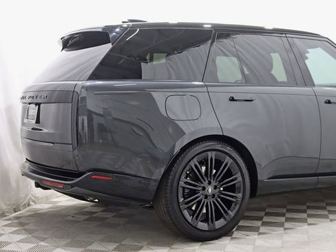 Used 2024 Land Rover Range Rover SE AWD/4WD image 10