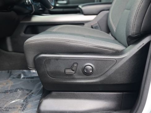 Used 2022 RAM 1500 Big Horn AWD/4WD image 18