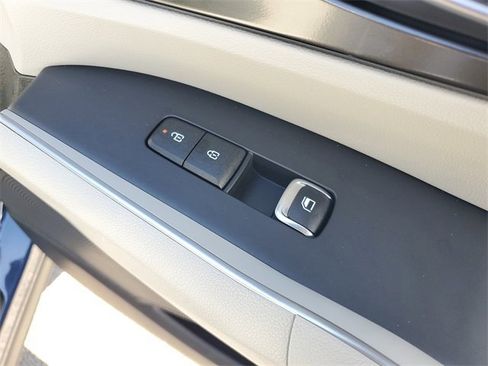 New 2026 Kia Sorento S w/ S Panoramic Sunroof Package image 11