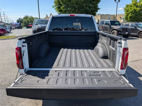 Used 2025 Ford F150 XL w/ Equipment Group 103A High AWD/4WD image 15