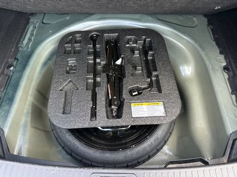 Used 2023 Toyota Corolla LE FWD image 27
