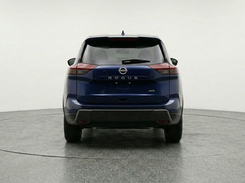 Used 2025 Nissan Rogue SV AWD/4WD image 7