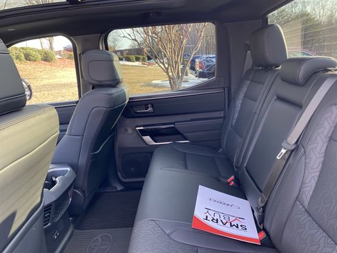 Used 2025 Toyota Tundra Limited image 12