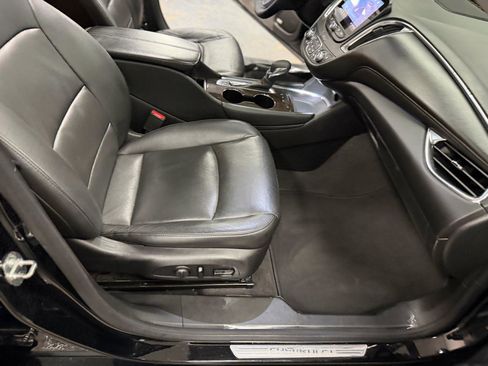 Used 2019 Chevrolet Malibu Premier w/ Sun and Wheel Package image 37