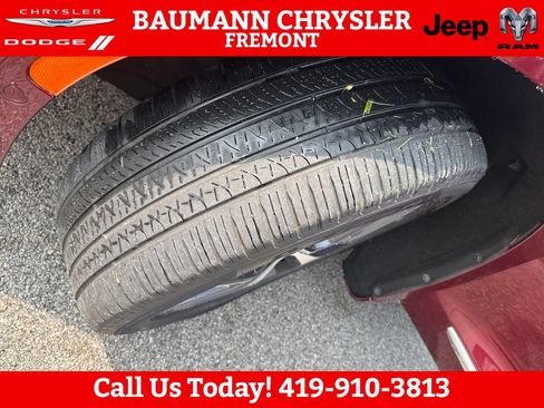 Used 2022 Chrysler Pacifica Limited AWD/4WD image 28