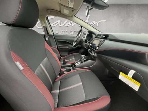 New 2025 Nissan Versa SR FWD image 25