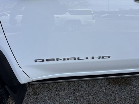 Certified 2025 GMC Sierra 2500 Denali Ultimate image 33