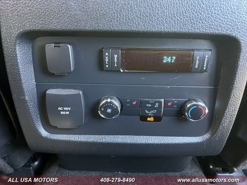 Used 2015 Ford Expedition Platinum AWD/4WD image 37