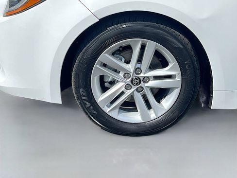 Used 2022 Toyota Corolla SE FWD image 29