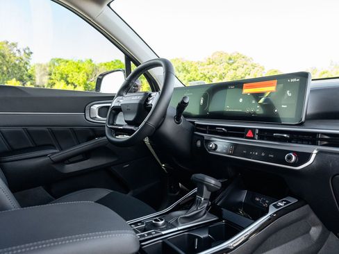 New 2026 Kia Sorento SX AWD/4WD image 8