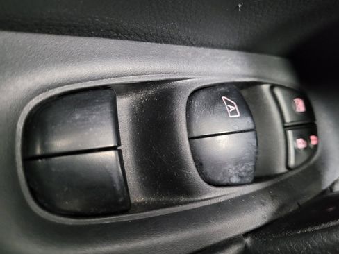 Used 2016 Nissan Rogue S AWD/4WD image 27