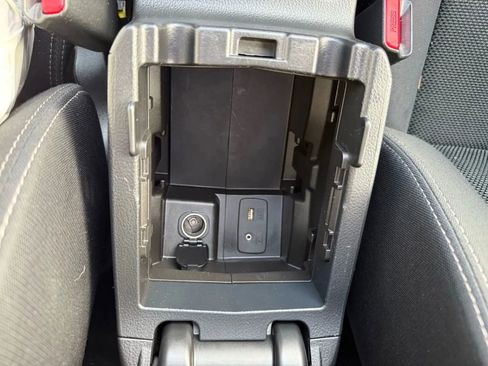 Used 2013 Subaru Crosstrek 2.0i Premium image 36