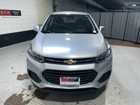 Used 2018 Chevrolet Trax LS AWD/4WD image 6