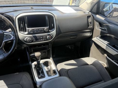 Used 2016 Chevrolet Colorado LT w/ Midnight Edition RWD image 8