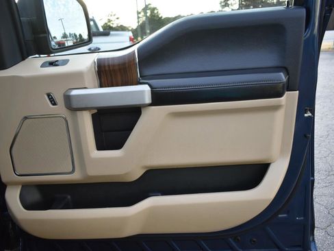 Used 2016 Ford F150 Lariat image 39