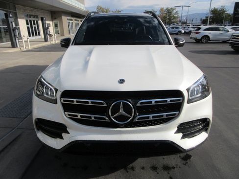 Used 2022 Mercedes-Benz GLS 450 4MATIC image 15