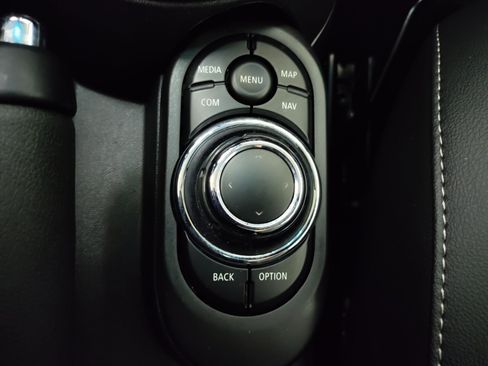 Certified 2024 MINI Cooper S image 25