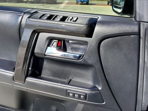 Used 2021 Toyota 4Runner Nightshade image 36