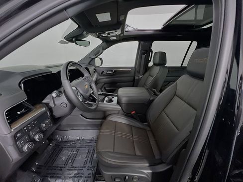 Certified 2026 Chevrolet Suburban High Country AWD/4WD image 20