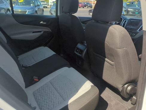 Certified 2024 Chevrolet Equinox LS AWD/4WD image 18