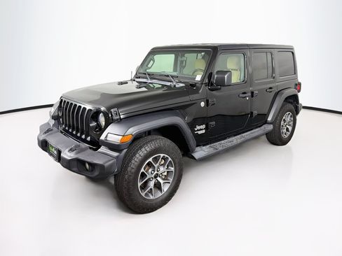 Used 2019 Jeep Wrangler Unlimited Sport S AWD/4WD image 3