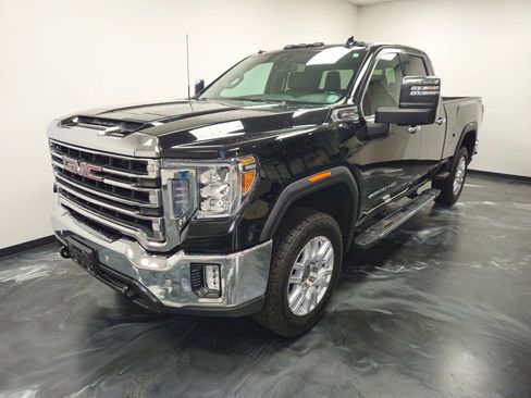 Used 2020 GMC Sierra 2500 SLT w/ SLT Premium Plus Package AWD/4WD image 17