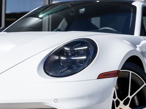 Used 2025 Porsche 911 Carrera GTS image 20