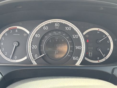 Used 2013 Honda Accord LX image 39