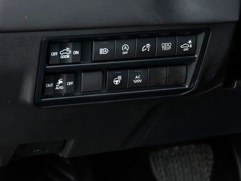 Used 2024 Toyota Tundra Platinum image 30