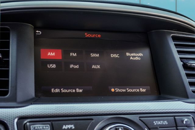 Used 2019 Nissan Pathfinder SL FWD image 21