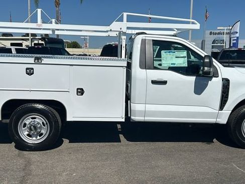 New 2025 Ford F350 XL w/ XL Chrome Package image 6