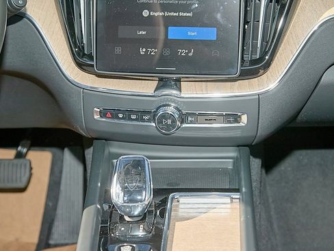 New 2026 Volvo XC60 B5 Plus w/ Protection Package Premier image 27