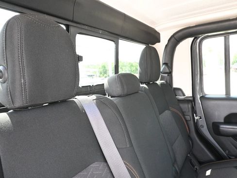 Used 2022 Jeep Gladiator Mojave w/ Cold Weather Group AWD/4WD image 24