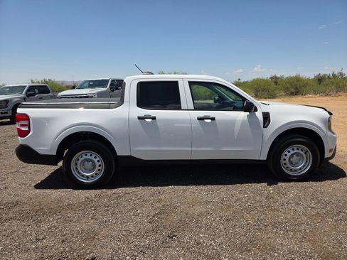 Used 2025 Ford Maverick XL w/ Equipment Group 101A AWD/4WD image 4