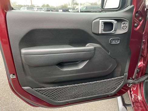Used 2022 Jeep Wrangler Unlimited Sport AWD/4WD image 14