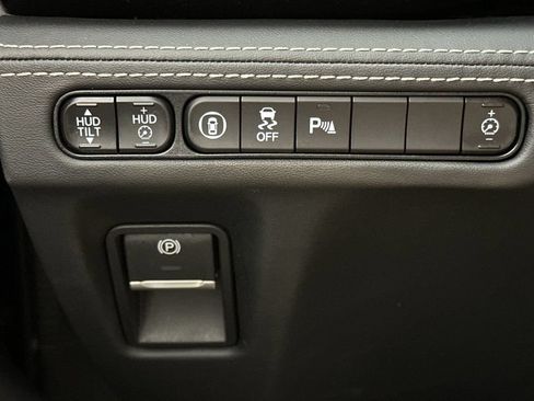 Used 2022 Acura MDX SH-AWD w/ Advance Package image 32