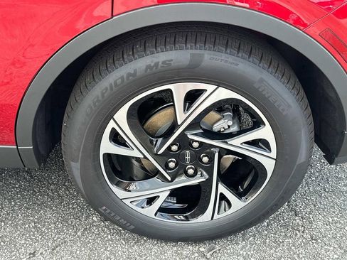 New 2025 Lincoln Nautilus Premier w/ Equipment Group 102A image 20