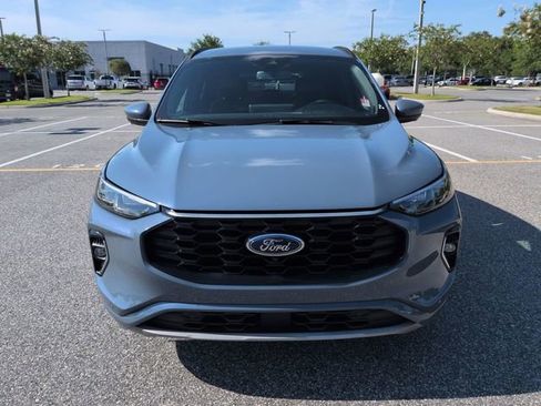Used 2023 Ford Escape ST-Line Elite AWD/4WD image 9
