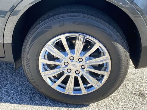 Used 2019 Cadillac XT5 Luxury image 32