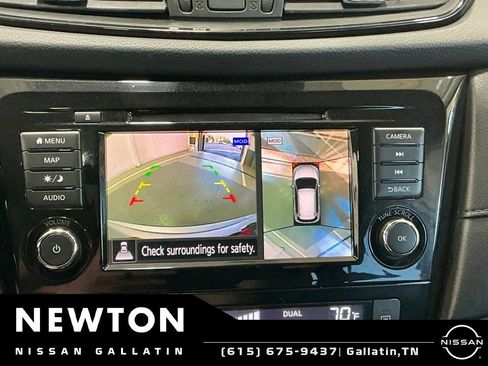 Used 2019 Nissan Rogue SV w/ Sun & Sound Touring Package FWD image 10