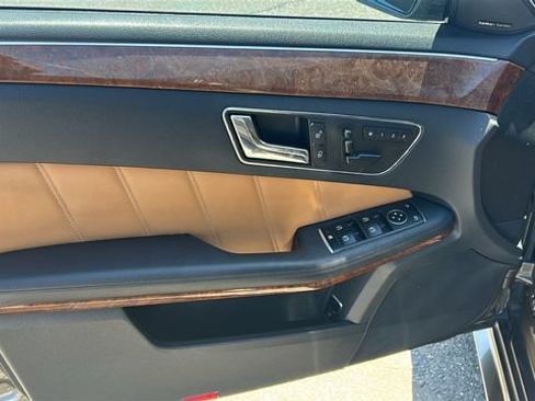 Used 2011 Mercedes-Benz E 350 Sedan image 16