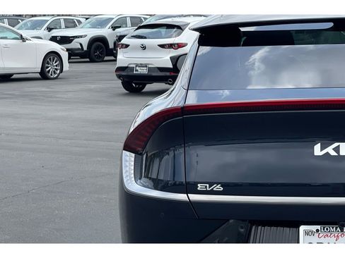 Used 2022 Kia EV6 Wind RWD image 15