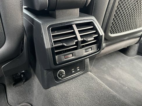 Used 2021 Audi Q3 2.0T Premium Plus w/ Premium Plus Package image 31