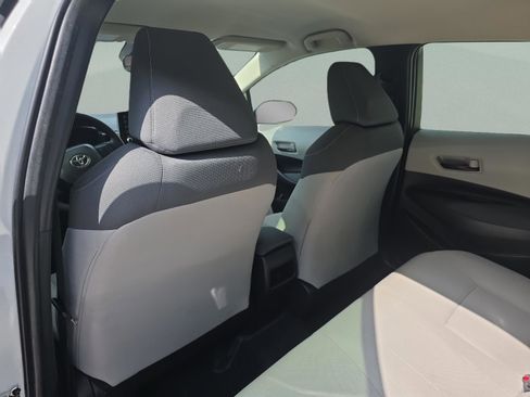 Used 2022 Toyota Corolla LE image 12