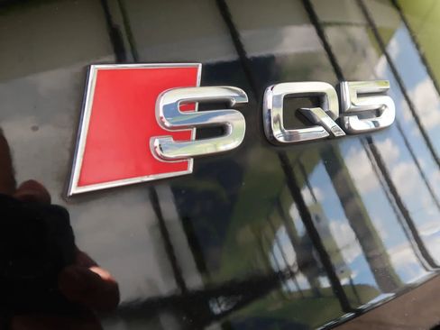 Used 2019 Audi SQ5 Prestige w/ Prestige Package AWD/4WD image 52