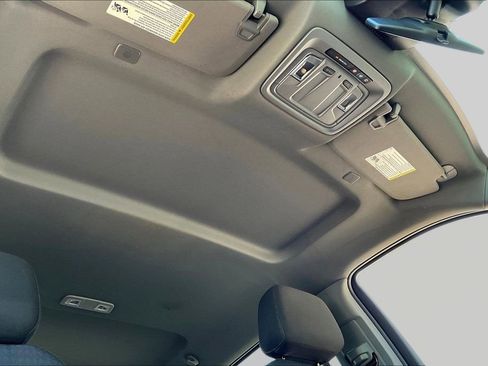 Used 2022 Chevrolet Silverado 1500 Custom w/ LPO, Dark Essentials Package AWD/4WD image 29