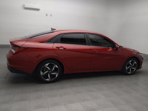 Used 2023 Hyundai Elantra Limited image 10