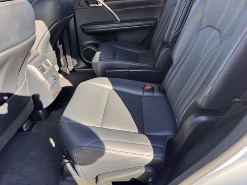 Used 2019 Lexus RX 450hL Premium image 30